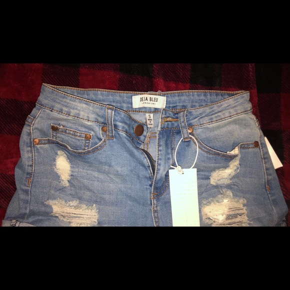 Deja Bleu Shorts - Picture 2 of 3